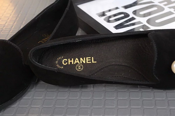 CHANEL Loafers Women--074